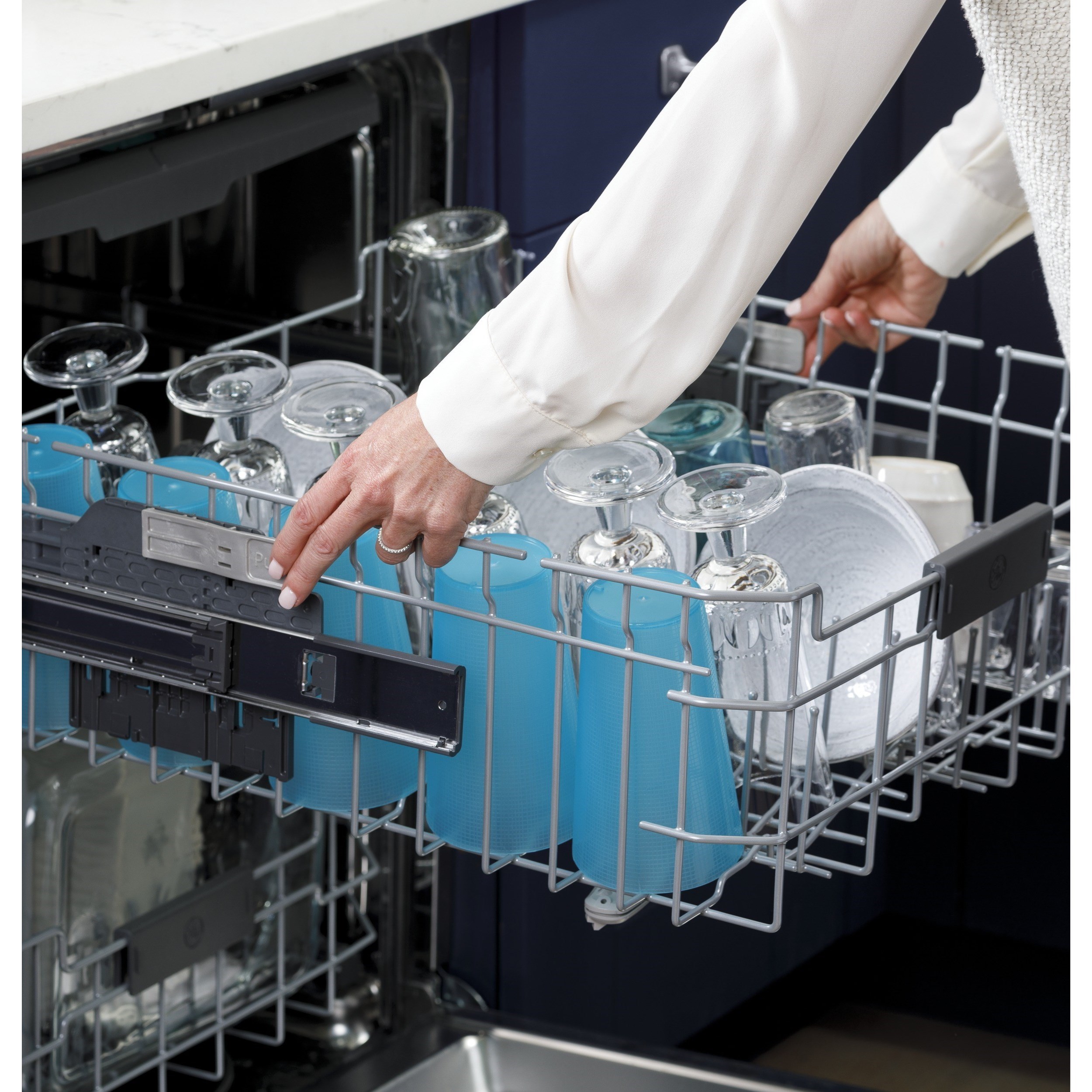 GE Appliances GDT665SSNSS GE Stainless Steel Interior Dishwasher